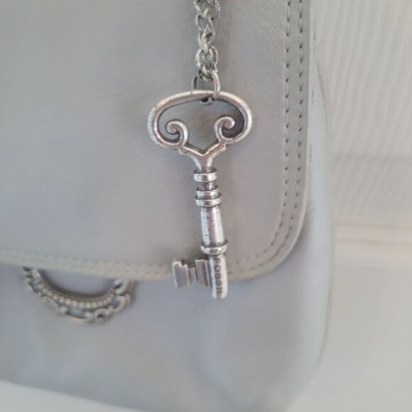 Fossil Leather Crossbody Bag Purse Women's Small Light Gray Going Out Event - Picture 5 of 13